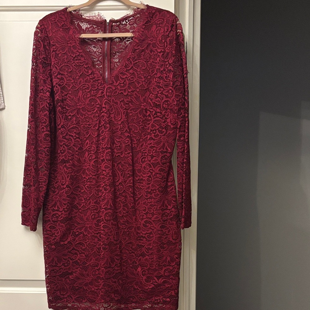 Elegant Lace Burgundy Dress